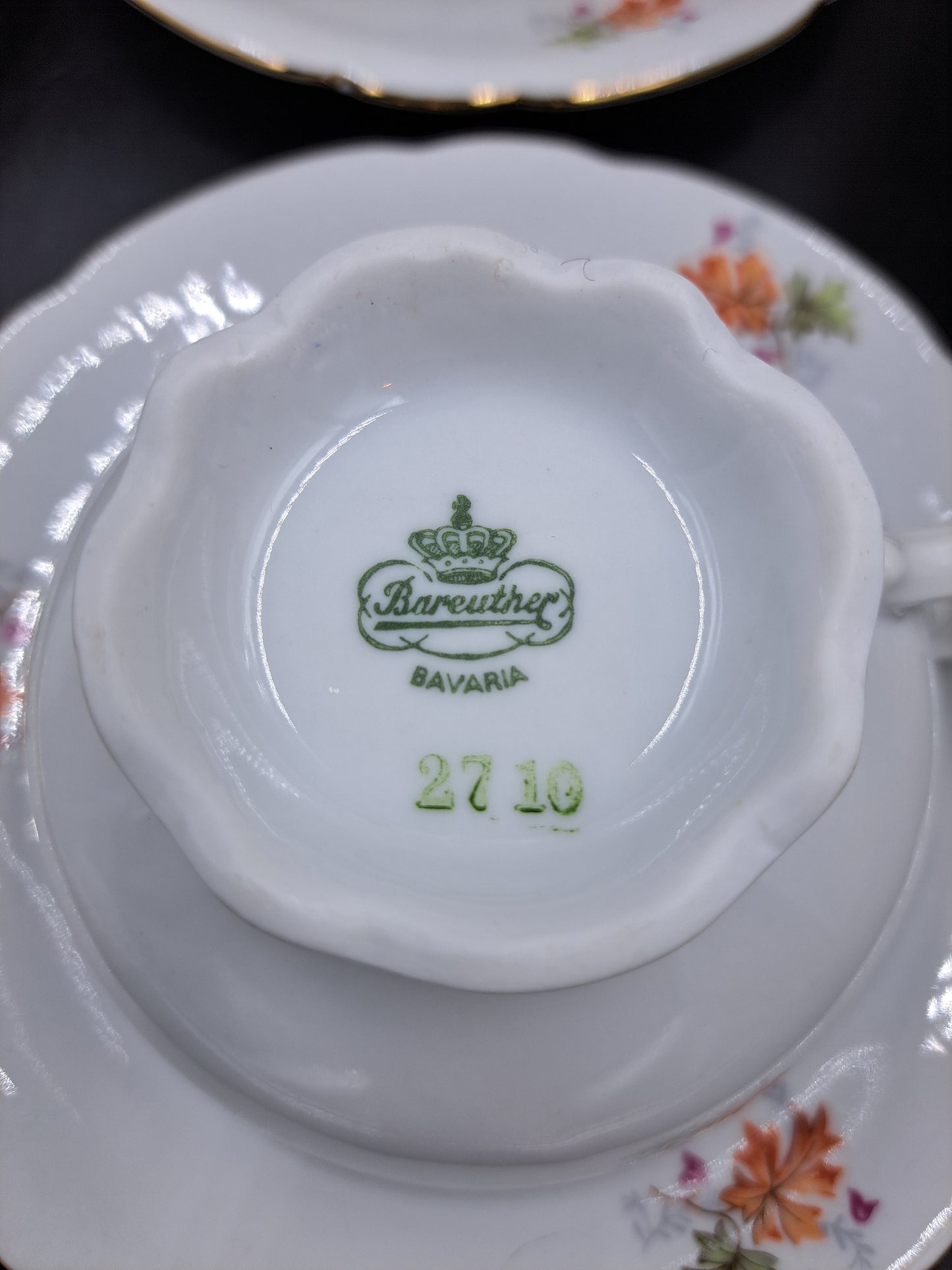 Serwis kawowy 6 osobowy Bavaria Breuther z talerzami deserowymi/ motyw liści