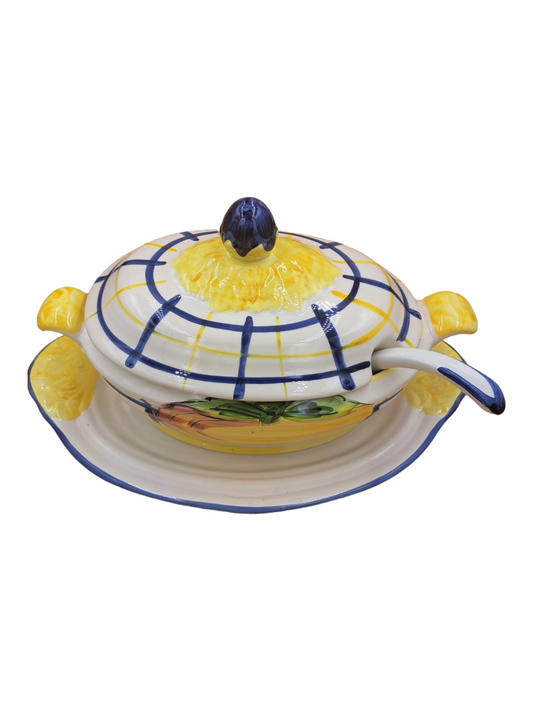 Porcelanowa waza z brzoskwinią